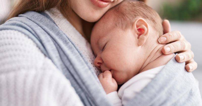 Arti Mimpi Menggendong Bayi Laki-Laki, Pertanda Apa?
